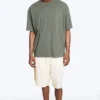 Oversized-T-Shirt im Boxy-Schnitt – Hellstaubiges Khaki-Grün Oversized-T-Shirt im Boxy-Schnitt – Hellstaubiges Khaki-Grün