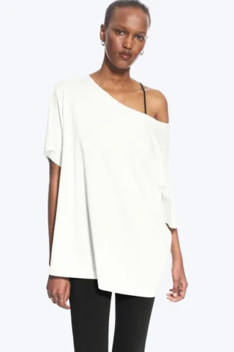 Oversized-T-Shirt mit U-Boot-Ausschnitt – Off-White