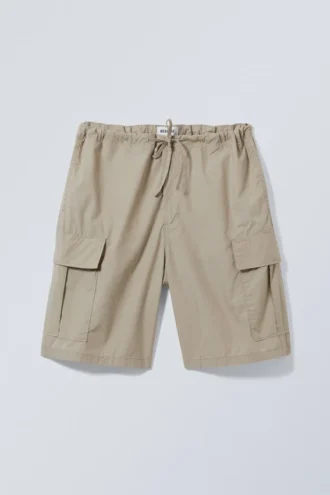 Parachute Loose Cargo Shorts – Beige