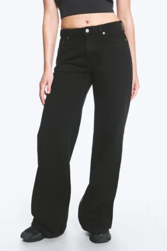 Paz Mid Rise Wide Jeans – Tuned Black – Schwarz