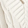 Pullover mit V-Ausschnitt und Zopfmuster – Weiß Pullover mit V-Ausschnitt und Zopfmuster – Weiß