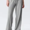 Pyjama-Hose mit mittlerer Leibhöhe und lockerer Passform – Grau meliert Pyjama-Hose mit mittlerer Leibhöhe und lockerer Passform – Grau meliert