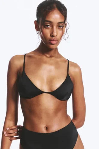 Racerback-Triangel-Bikini-Oberteil – Schwarz