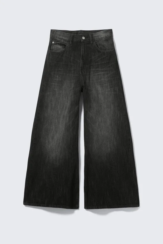 Rad Super Regular Waist Loose Wide Jeans – Black Web – Schwarz | Cheap Monday GB Rad Super Regular Waist Loose Wide Jeans – Black Web – Schwarz | Cheap Monday GB