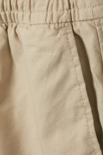 Reguläre Oxford-Shorts – Beige