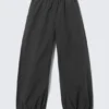 Ripstop-Hose mit niedriger Leibhöhe – Dunkelgrau Ripstop-Hose mit niedriger Leibhöhe – Dunkelgrau