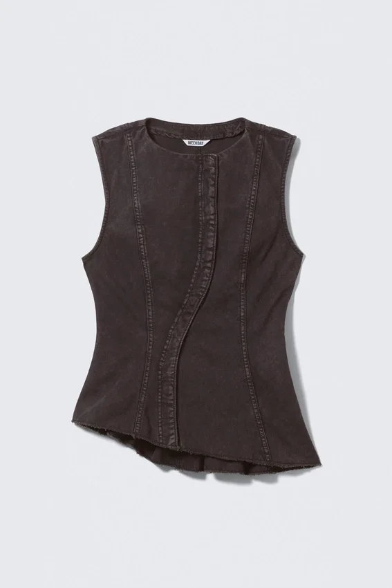 Ärmelloses, asymmetrisches Peplum-Oberteil – gewaschenes Schwarz Ärmelloses, asymmetrisches Peplum-Oberteil – gewaschenes Schwarz