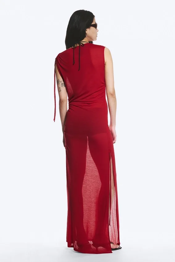 Ärmelloses Maxikleid mit U-Boot-Ausschnitt – leuchtend rot Ärmelloses Maxikleid mit U-Boot-Ausschnitt – leuchtend rot