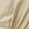 Ärmelloses Satin-Top mit V-Ausschnitt – Hellbeige Ärmelloses Satin-Top mit V-Ausschnitt – Hellbeige