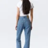 Row Super High Waisted Regular Straight Jeans – 90S Blue – Mittelblau Row Super High Waisted Regular Straight Jeans – 90S Blue – Mittelblau