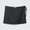 Satin-Wickel-Minirock – Dunkelgrau Satin-Wickel-Minirock – Dunkelgrau