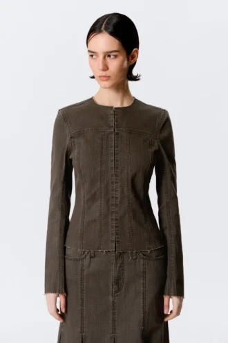Schlanke Jacke aus ausgefranster Baumwolle – gestreift, dunkelgrau