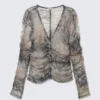 Schmal geschnittene, geraffte Langarm-Strickjacke aus Mesh – Beige/Grau – Schlangenhaut-Print Schmal geschnittene, geraffte Langarm-Strickjacke aus Mesh – Beige/Grau – Schlangenhaut-Print