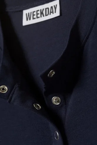Schmal geschnittene, langärmelige Strickjacke mit Knopfleiste – Dunkelblau