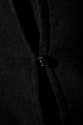 Schmal geschnittene Strickjacke mit einreihigem Verschluss – Schwarz