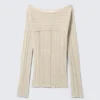 Schmal geschnittener Strickpullover mit U-Boot-Ausschnitt – Beige Schmal geschnittener Strickpullover mit U-Boot-Ausschnitt – Beige