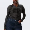 Schmal geschnittenes Langarm-Henley-Top – schwarz-grau gestreift Schmal geschnittenes Langarm-Henley-Top – schwarz-grau gestreift