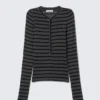 Schmal geschnittenes Langarm-Henley-Top – schwarz-grau gestreift Schmal geschnittenes Langarm-Henley-Top – schwarz-grau gestreift