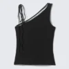 Schmal geschnittenes One-Shoulder-Tanktop – Schwarz Schmal geschnittenes One-Shoulder-Tanktop – Schwarz