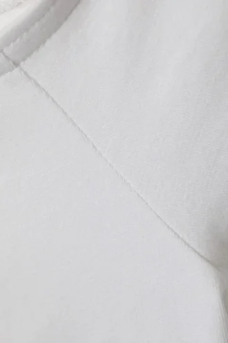 Schulterfreies T-Shirt – Weiß