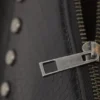 Schultertasche aus Kunstleder mit Nieten – Schwarz Schultertasche aus Kunstleder mit Nieten – Schwarz