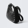 Schultertasche mit Nieten – Schwarz Schultertasche mit Nieten – Schwarz