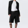 Shorts aus Leinenmischung mit niedriger Leibhöhe – Schwarz Shorts aus Leinenmischung mit niedriger Leibhöhe – Schwarz