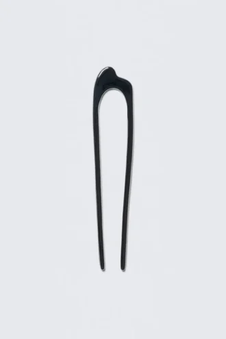 Skulpturale Metall-Pin – Anthrazit Skulpturale Metall-Pin – Anthrazit