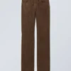 Slim-Fit-Hose mit geradem Bein und niedriger Taille aus Cord – Staubbraun Slim-Fit-Hose mit geradem Bein und niedriger Taille aus Cord – Staubbraun