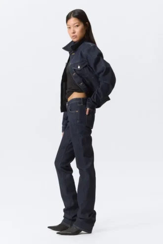 Slim-Fit-Jeans mit niedriger Leibhöhe – Blue Rinse – Dunkelblau