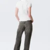 Slim-Fit-Shorts mit kurzen Ärmeln aus Krepp – Weiß Slim-Fit-Shorts mit kurzen Ärmeln aus Krepp – Weiß