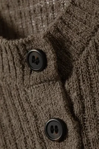 Slim-Fit-Strickjacke mit Rippmuster – Dark Mole