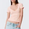 Slim-Fit-T-Shirt mit tiefem V-Ausschnitt – Altrosa Slim-Fit-T-Shirt mit tiefem V-Ausschnitt – Altrosa