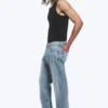 Space Mid Rise Relaxed Straight Jeans – Blue Stream – Mittelblau Space Mid Rise Relaxed Straight Jeans – Blue Stream – Mittelblau