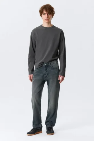 Space Mid Rise Relaxed Straight Jeans – Kourtney Blue – Dunkelblau