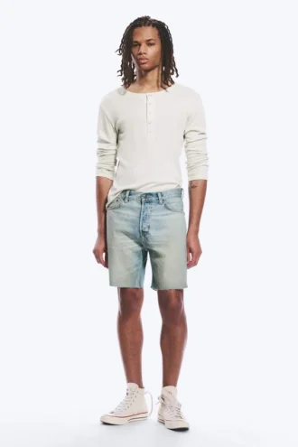 Space Relaxed Denim-Shorts in mittlerer Länge – Port Blue – Hellblau