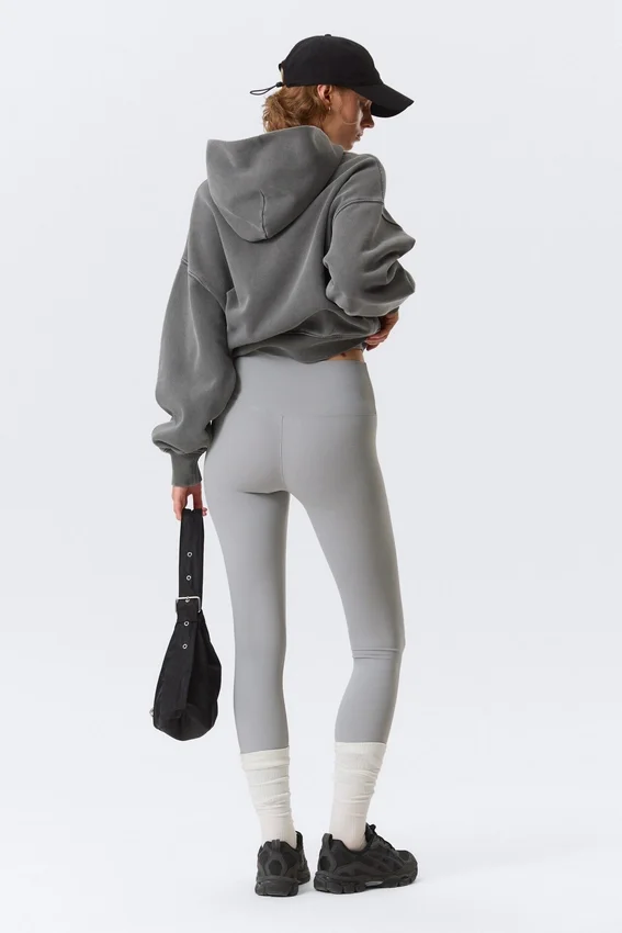 Sportleggings mit hoher Taille – Hellstaubgrau Sportleggings mit hoher Taille – Hellstaubgrau