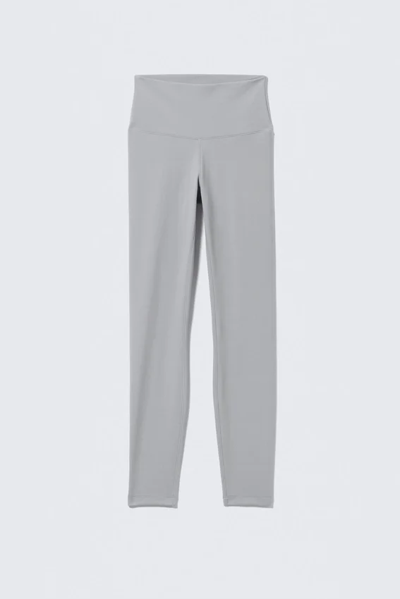 Sportleggings mit hoher Taille – Hellstaubgrau Sportleggings mit hoher Taille – Hellstaubgrau