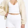 Sportliche Bikershorts mit hoher Taille – Weiß Sportliche Bikershorts mit hoher Taille – Weiß