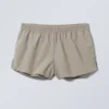 Sportliche Nylon-Shorts – Beige Sportliche Nylon-Shorts – Beige