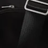 Sportliche Nylon-Umhängetasche mit Paspel – Schwarz Sportliche Nylon-Umhängetasche mit Paspel – Schwarz