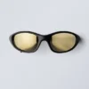 Sportliche ovale Sonnenbrille – Schwarz mit goldenen Gläsern Sportliche ovale Sonnenbrille – Schwarz mit goldenen Gläsern