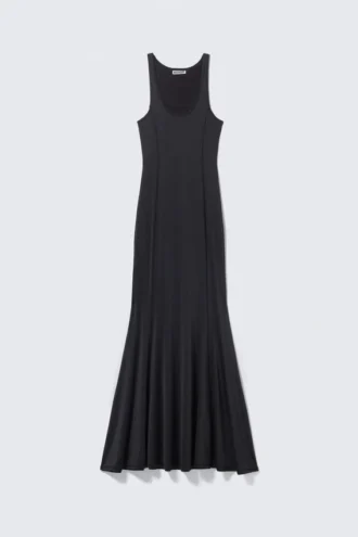 Sportliches Maxikleid mit ausgestelltem Rock – Schwarz