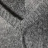 Strickpullover mit V-Ausschnitt und Space-Dye-Effekt – Grau Space Dye Strickpullover mit V-Ausschnitt und Space-Dye-Effekt – Grau Space Dye