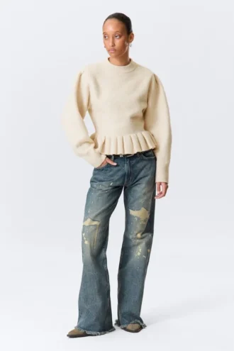 Strickpullover mit Volants am Saum – Off-White
