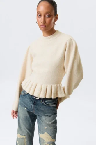 Strickpullover mit Volants am Saum – Off-White
