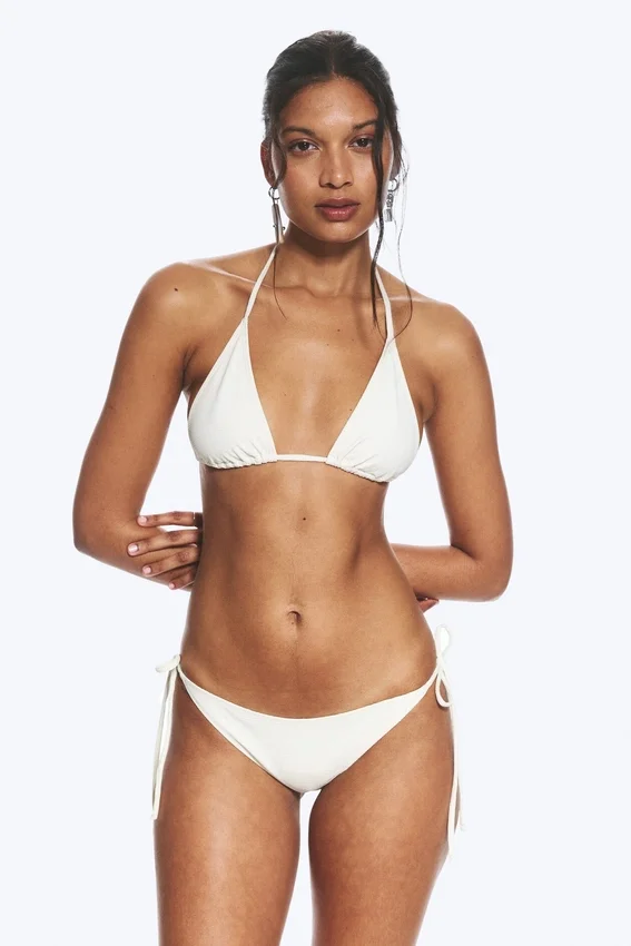 Strukturierte Bikinihose mit Bändern – Hellbeige Strukturierte Bikinihose mit Bändern – Hellbeige