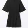 Strukturiertes Mini-T-Shirt-Kleid – Schwarz Strukturiertes Mini-T-Shirt-Kleid – Schwarz