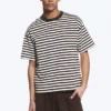 T-Shirt in lockerer Passform – weiße und dunkelbraune Streifen T-Shirt in lockerer Passform – weiße und dunkelbraune Streifen