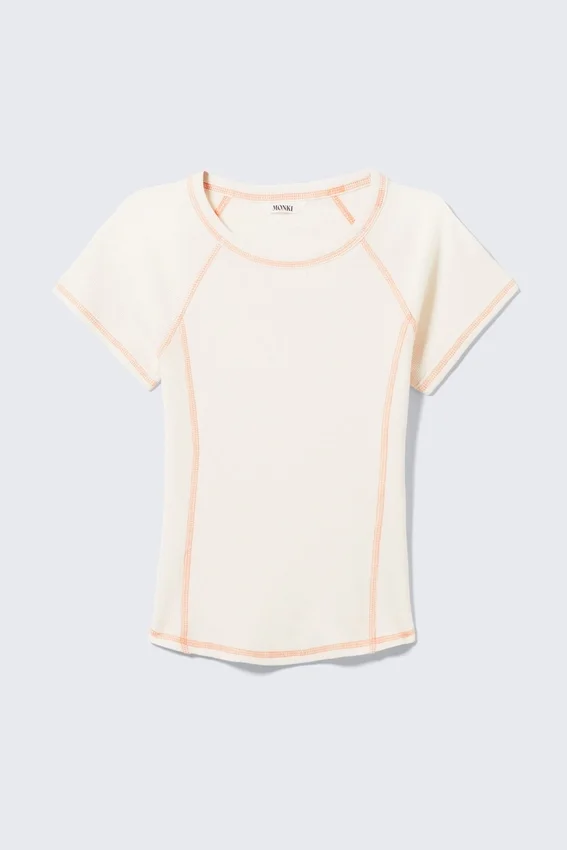 T-Shirt mit Kontrastnähten – Off-White – orangefarbene Nähte T-Shirt mit Kontrastnähten – Off-White – orangefarbene Nähte